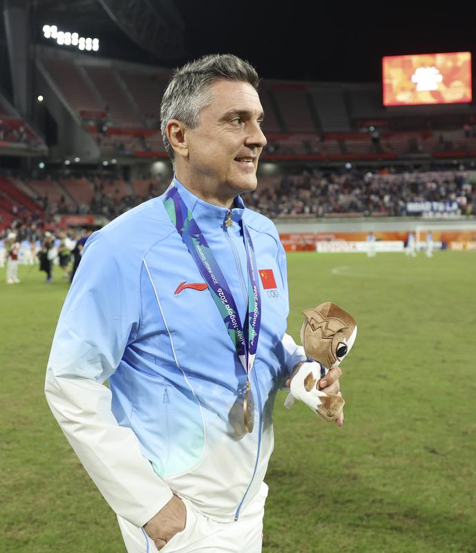 亚运国足主帅:这一代中国球员很有机会打进世界杯